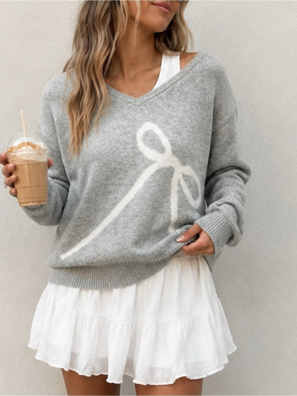 American Eagle Heather Grey Coquette Bow V-Neck Sweater Womens Size Large New